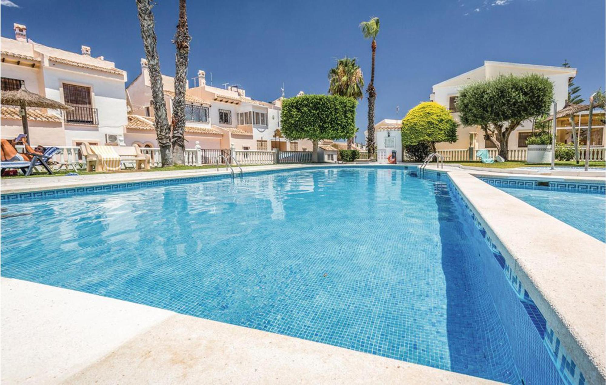 Beautiful Apartment In Quesada Rojales Exterior photo